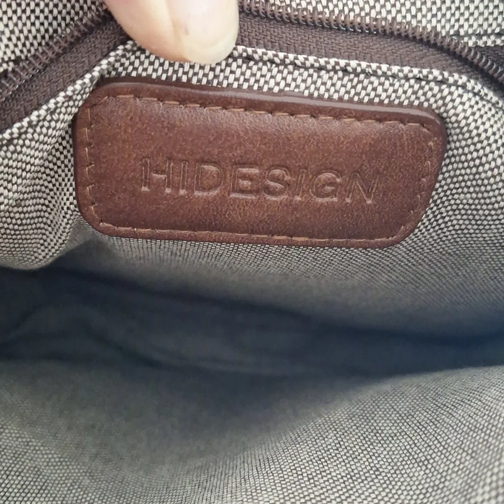 Hide Sign Leather Crossbody Messenger Bag